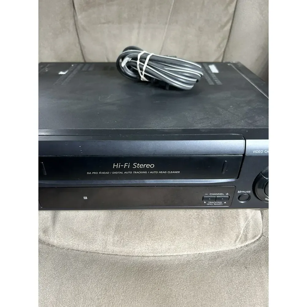 SONY SLV-660HF 4 HEAD HI-FI STEREO VHS VCR RECORDER PLAYER NO REMOTE For Parts